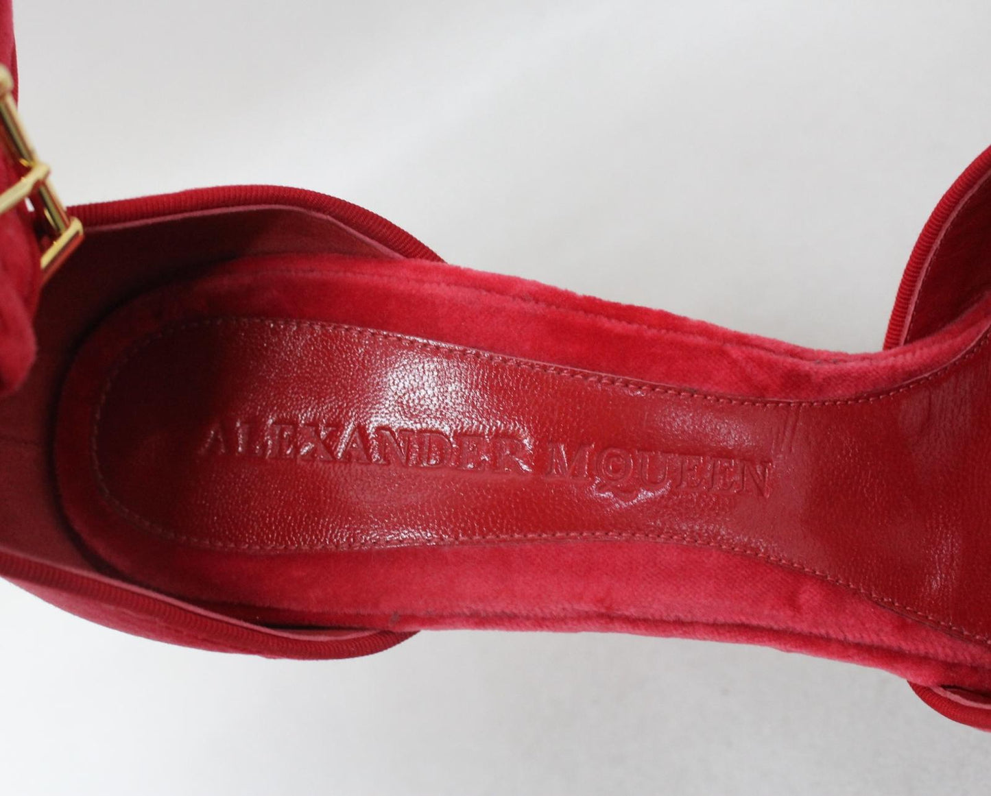 ALEXANDER MCQUEEN Ladies Red Velvet Ankle Strap Heeled Sandals EU40 UK7 NEW