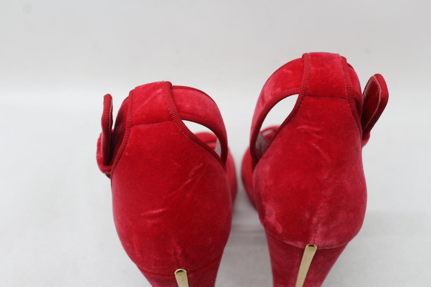 ALEXANDER MCQUEEN Ladies Red Velvet Ankle Strap Heeled Sandals EU40 UK7 NEW