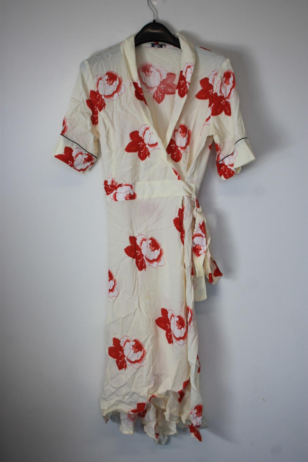 GANNI Ladies Cream/Red Floral Short Sleeve Midi Wrap Dress EU40 UK12 N –  Fashion Outlet by Stuff U Sell