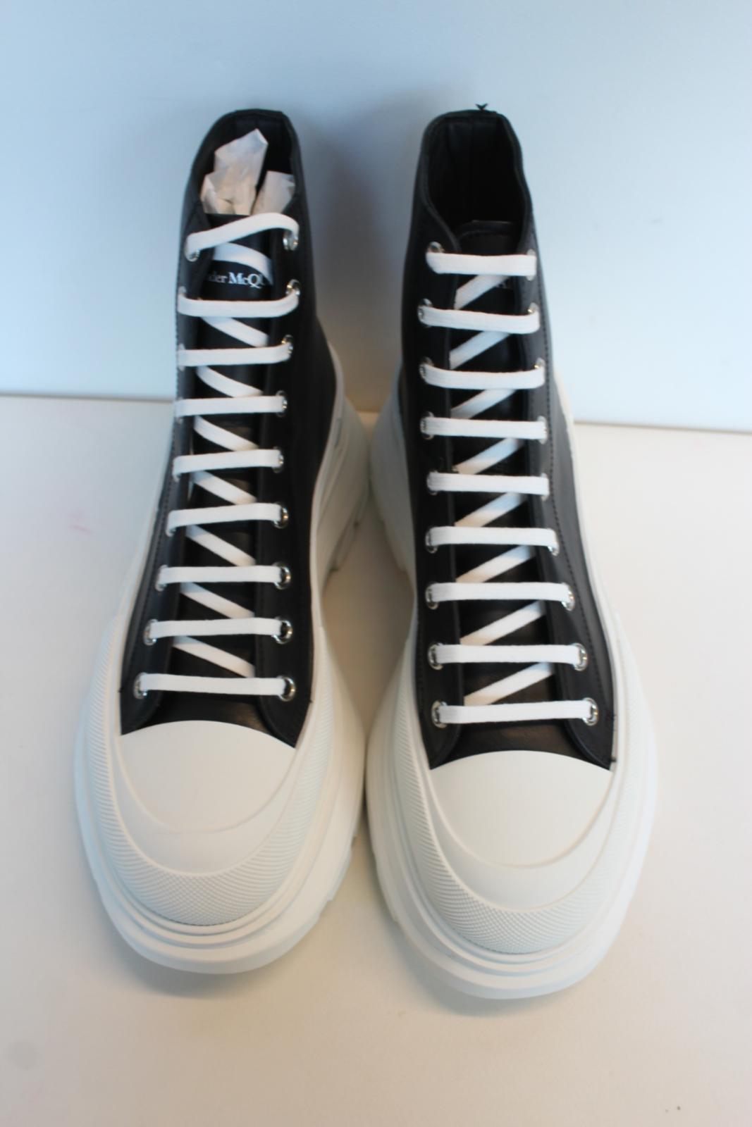 ALEXANDER MCQUEEN Men's Black White Tread Slick Leather Boots EU45 UK10.5 NEW