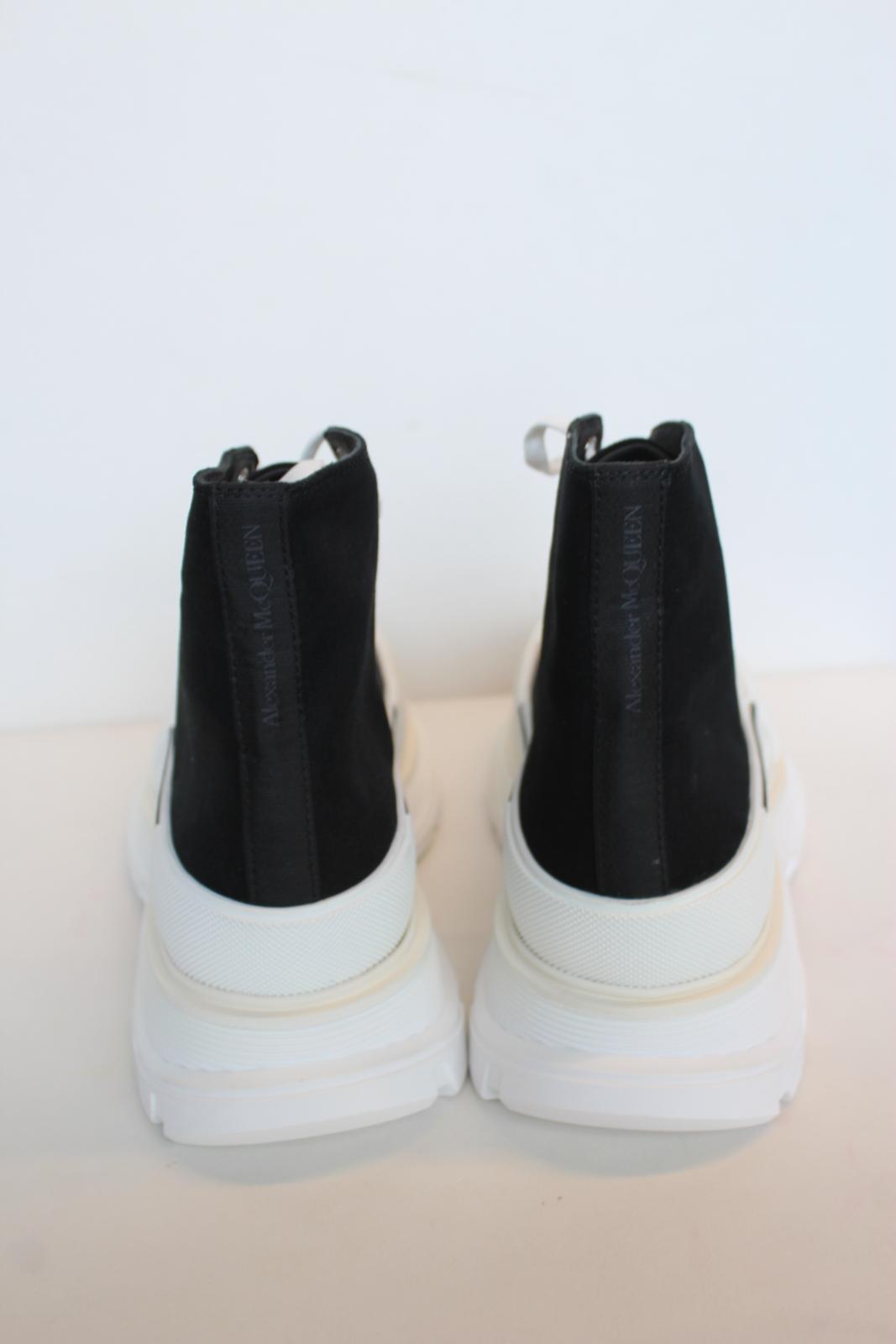 ALEXANDER MCQUEEN Men's Black White Tread Slick Canvas Boots EU43.5 UK9.5 NEW