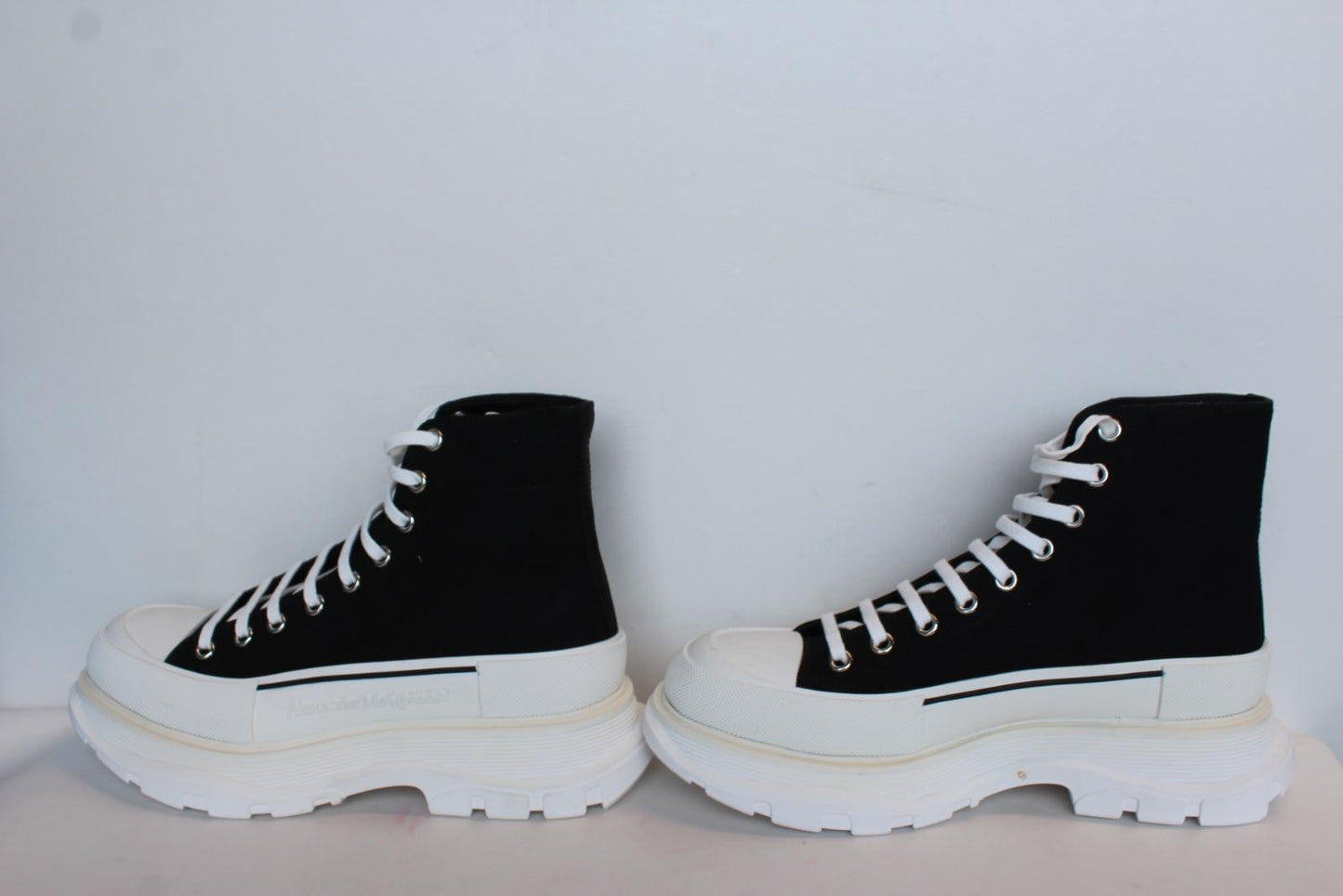 ALEXANDER MCQUEEN Men's Black White Tread Slick Canvas Boots EU43.5 UK9.5 NEW