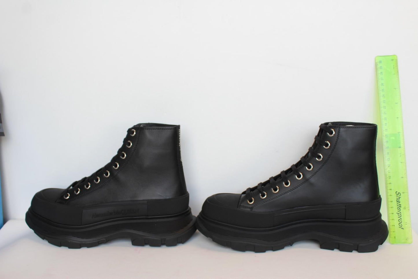 ALEXANDER MCQUEEN Men's Black Tread Slick Leather Rubber Boots EU43 UK9 NEW