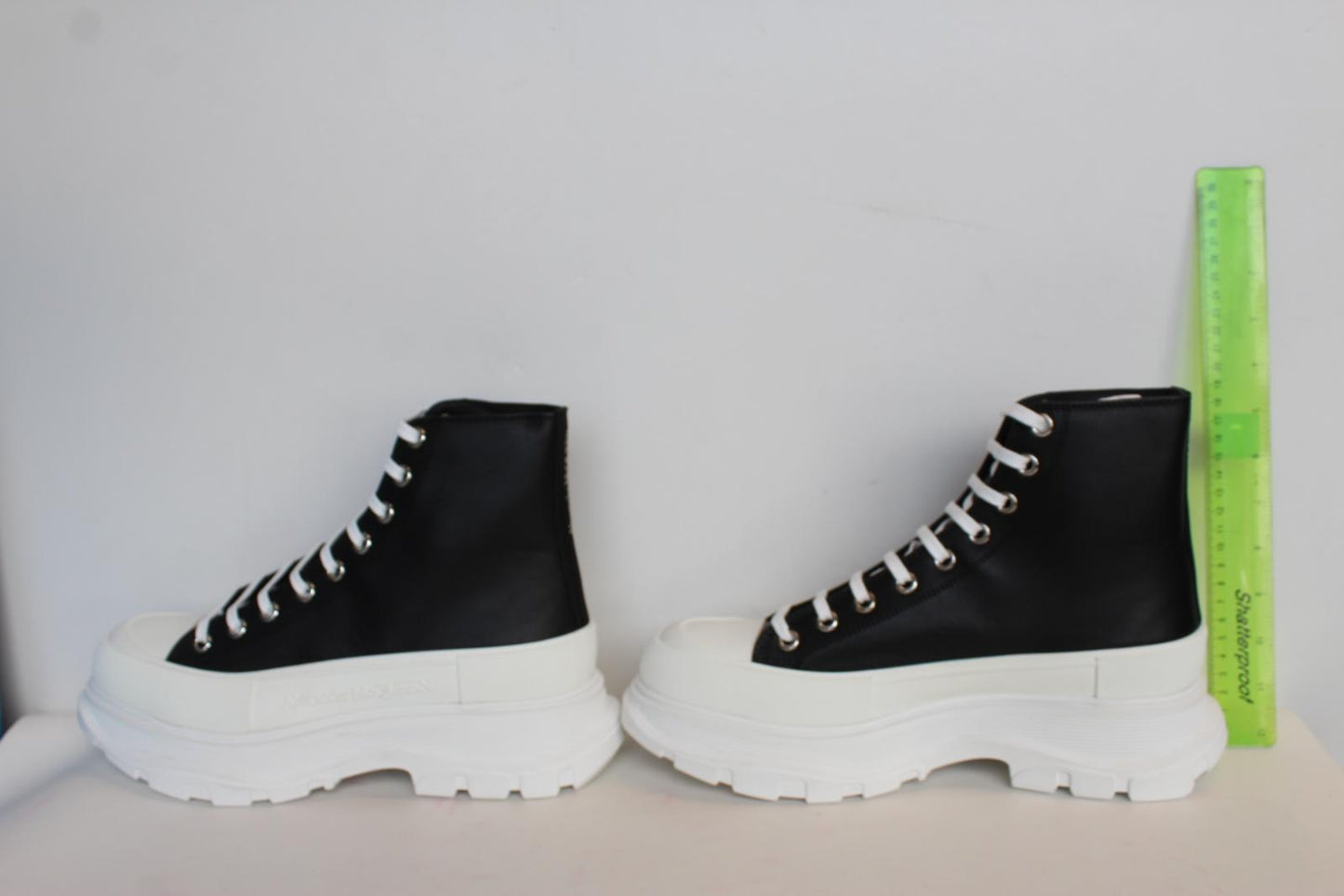 ALEXANDER MCQUEEN Men's Black White Tread Slick Leather Boots EU43 UK9 NEW