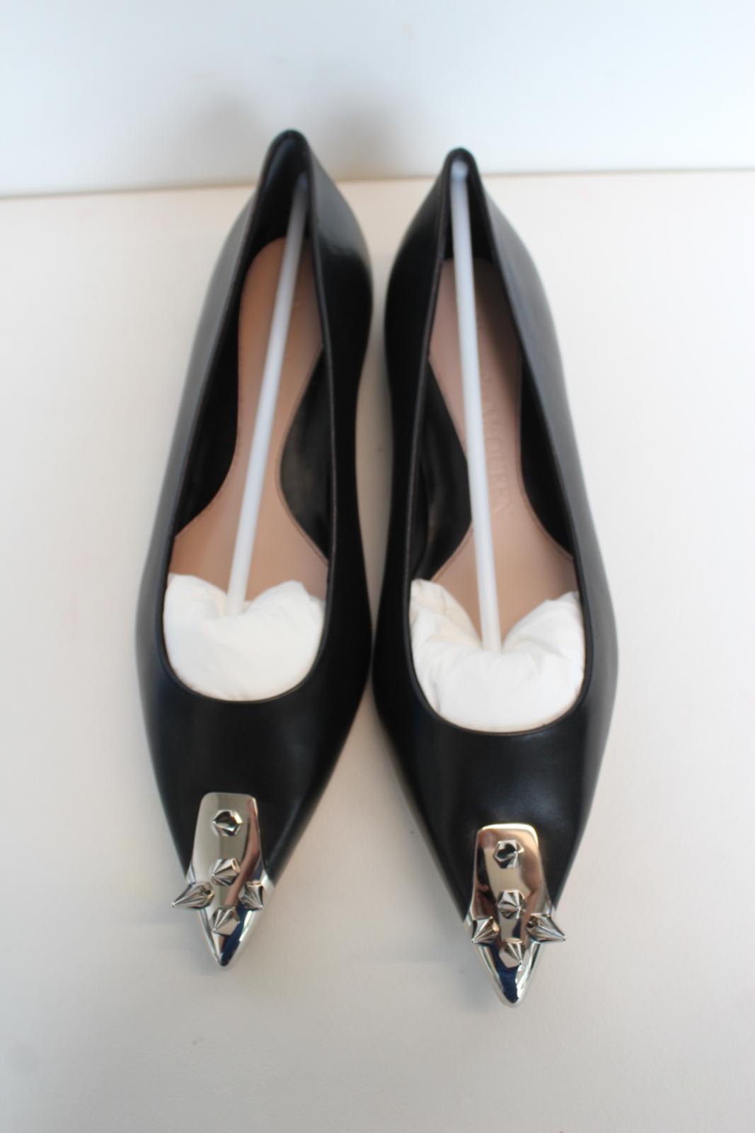 ALEXANDER MCQUEEN Ladies Black Leather Punk Stud Flat Shoes EU36.5 UK3.5 NEW