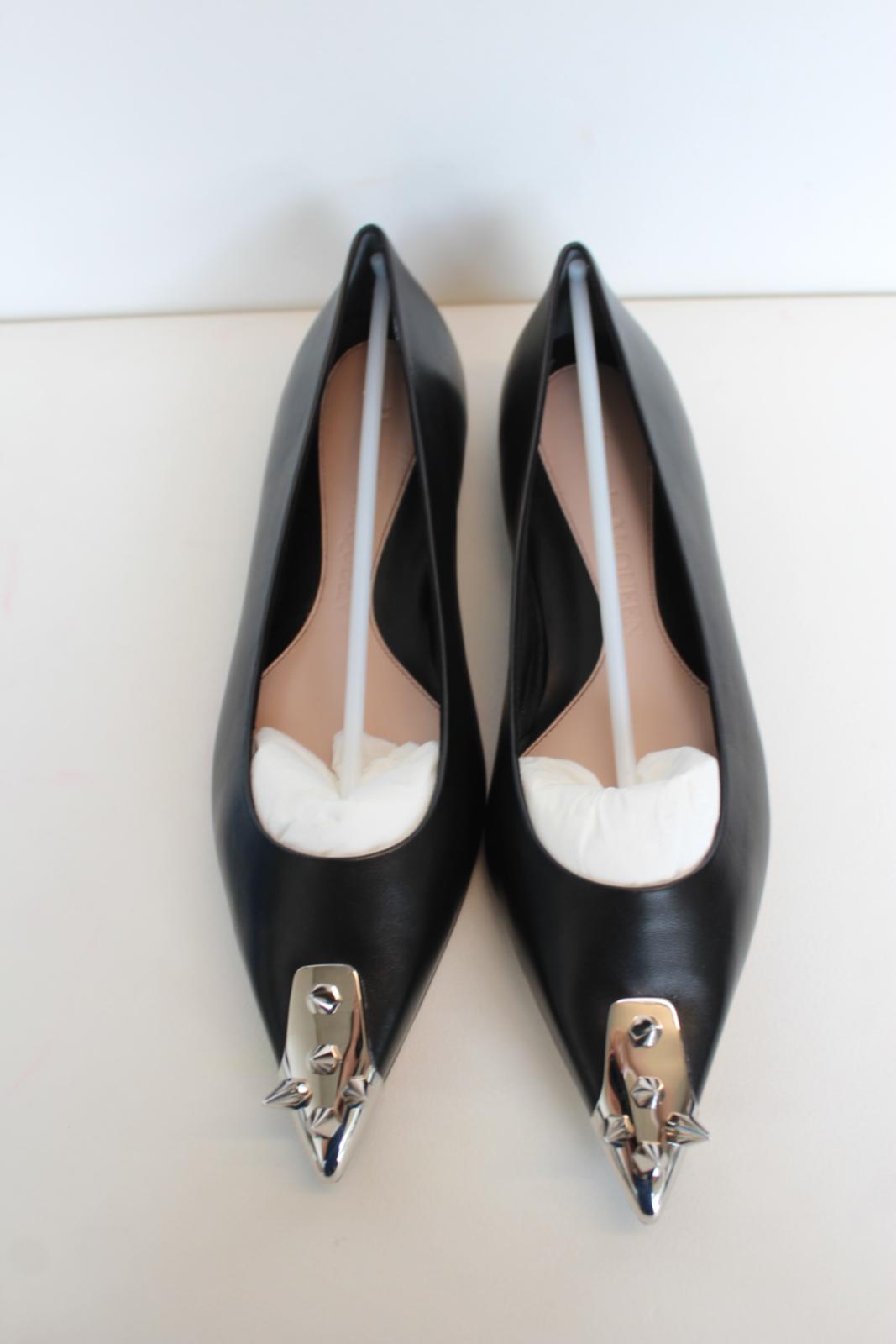 ALEXANDER MCQUEEN Ladies Black Leather Punk Stud Flat Shoes EU38.5 UK5.5 NEW