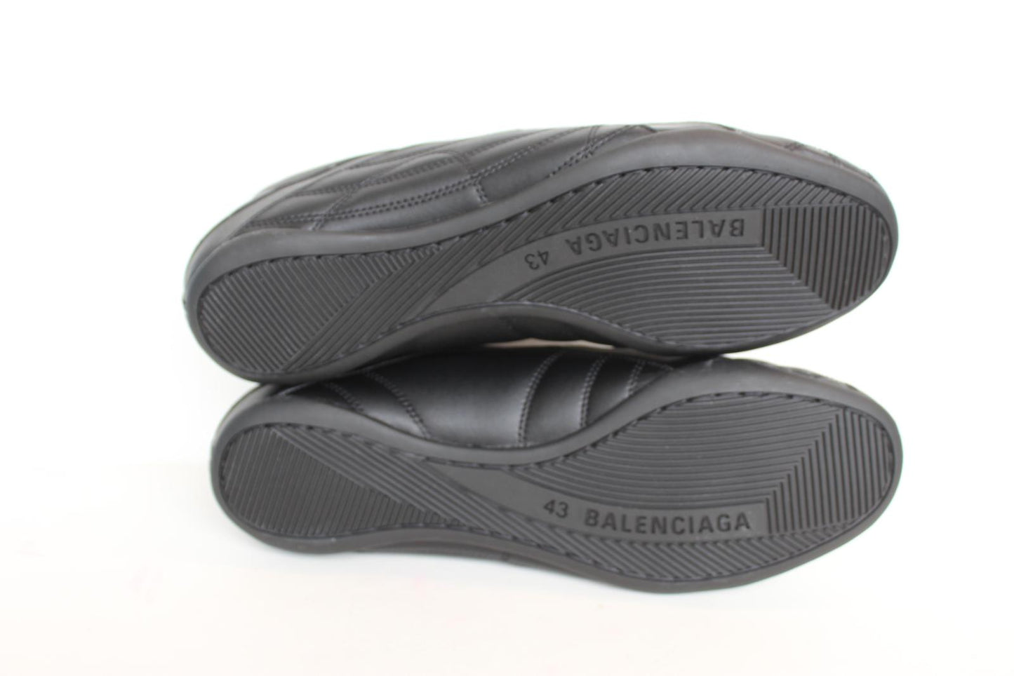 BALENCIAGA Men's Black Quilted White Logo Low Top Trainers Sneakers EU43 UK9 NEW