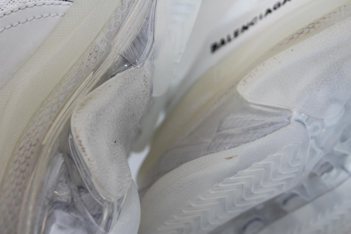 BALENCIAGA Ladies Triple S White Clear Soles Mesh Faux Leather Trainers UK6 NEW