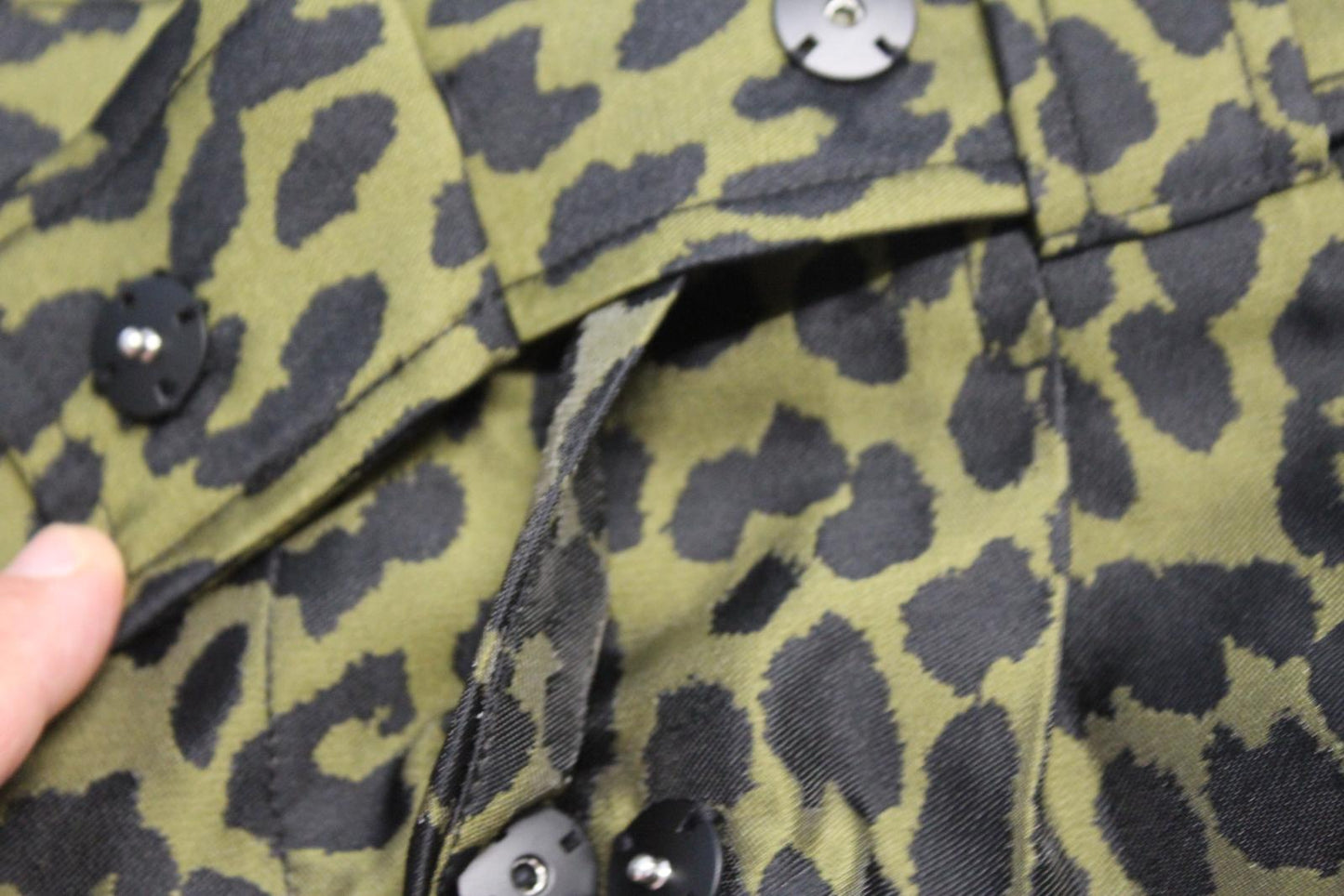 GANNI Ladies F5426 Olive Drab Green Black Leopard Print Skirt EU40 UK12 BNWT