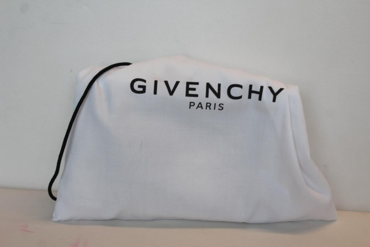 GIVENCHY Unisex Black Multi Patent Leather Neck Window Pouch Bag One Size NEW
