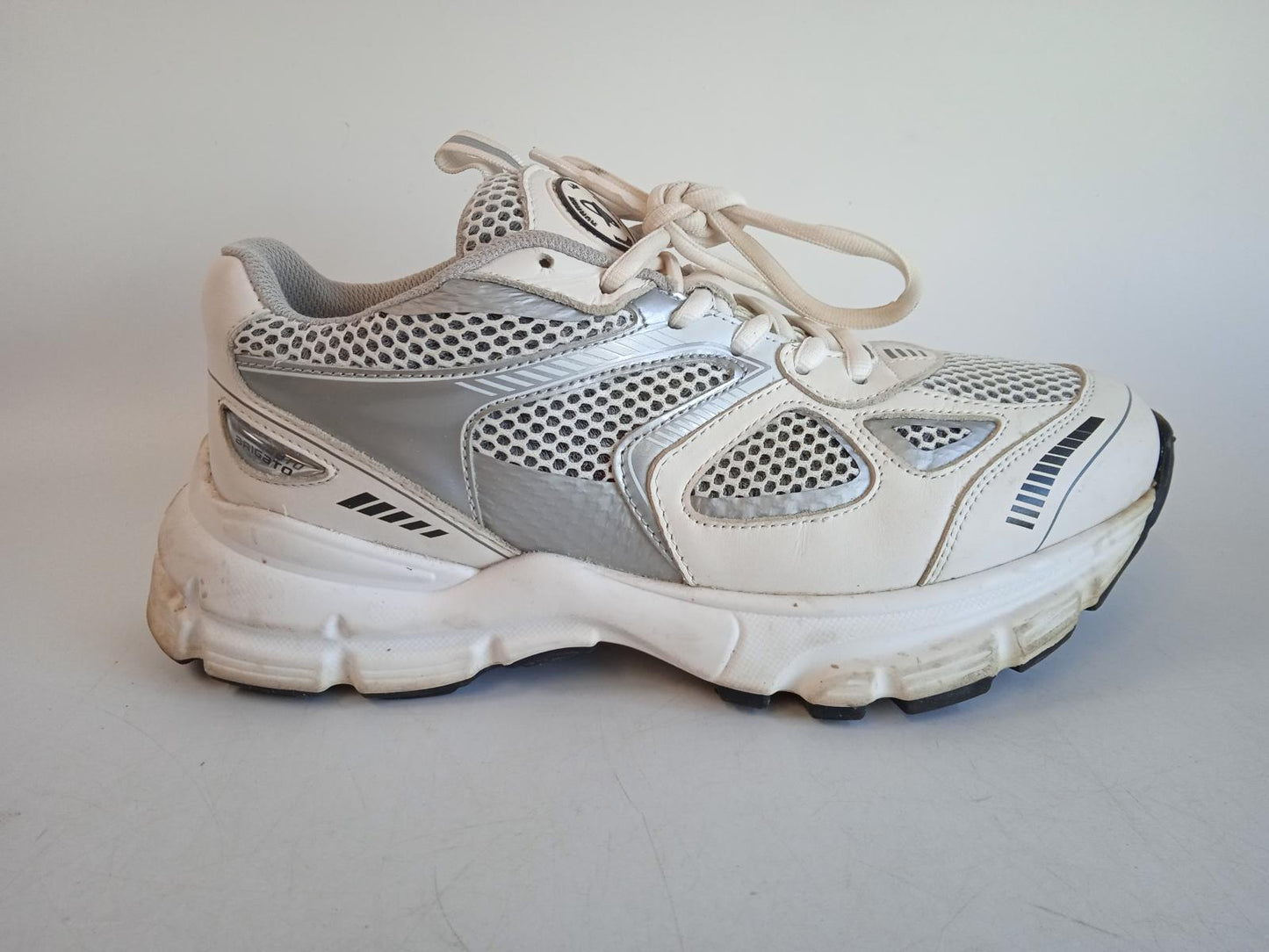 AXEL ARIGATO Ladies White & Silver Leather Marathon Runner Trainers Size UK5 NEW