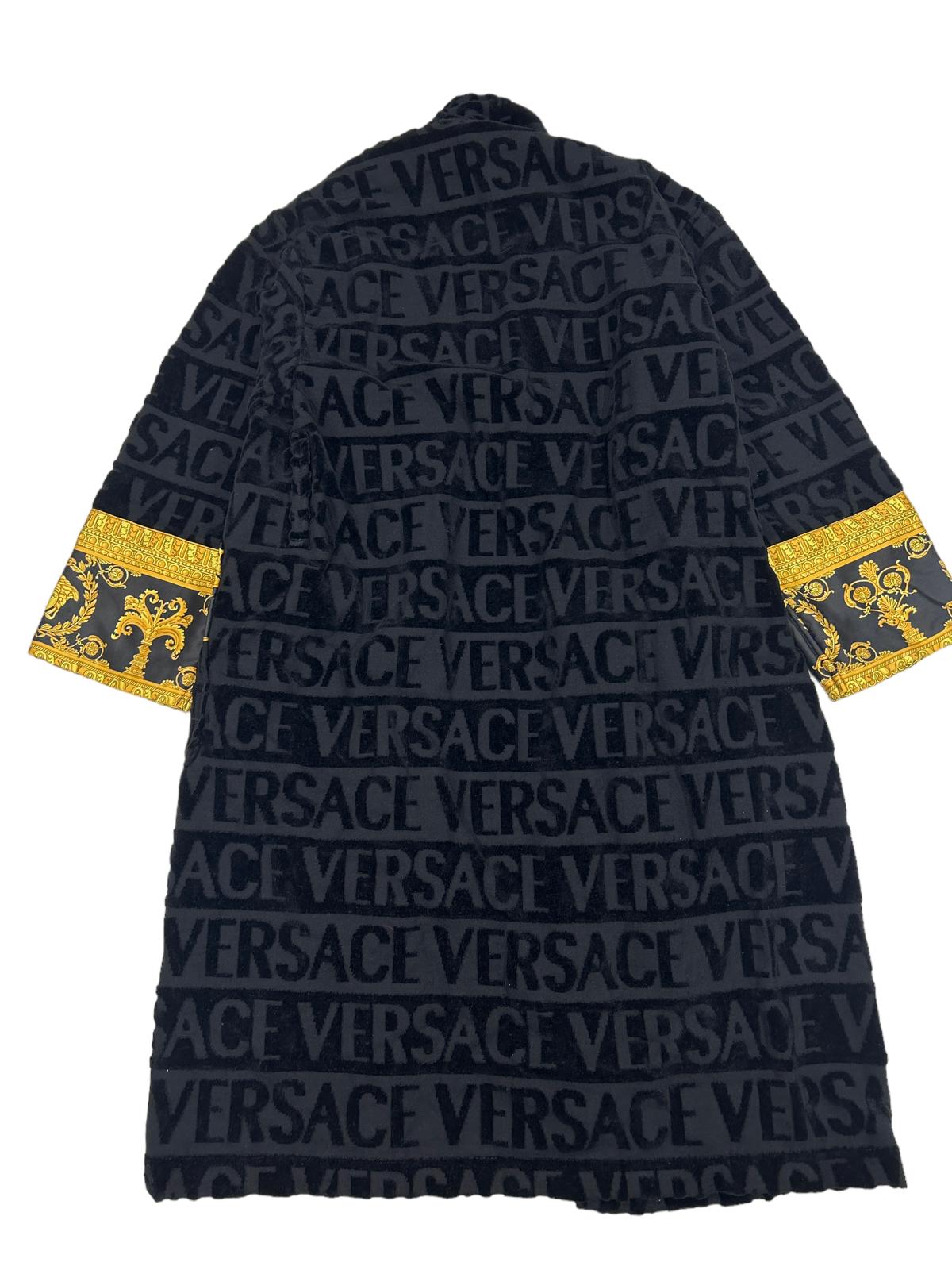 VERSACE UNISEX I LOVE BAROQUE SOFT BATHROBE - BLACK - MEDIUM - NEW DAMAGED BOX