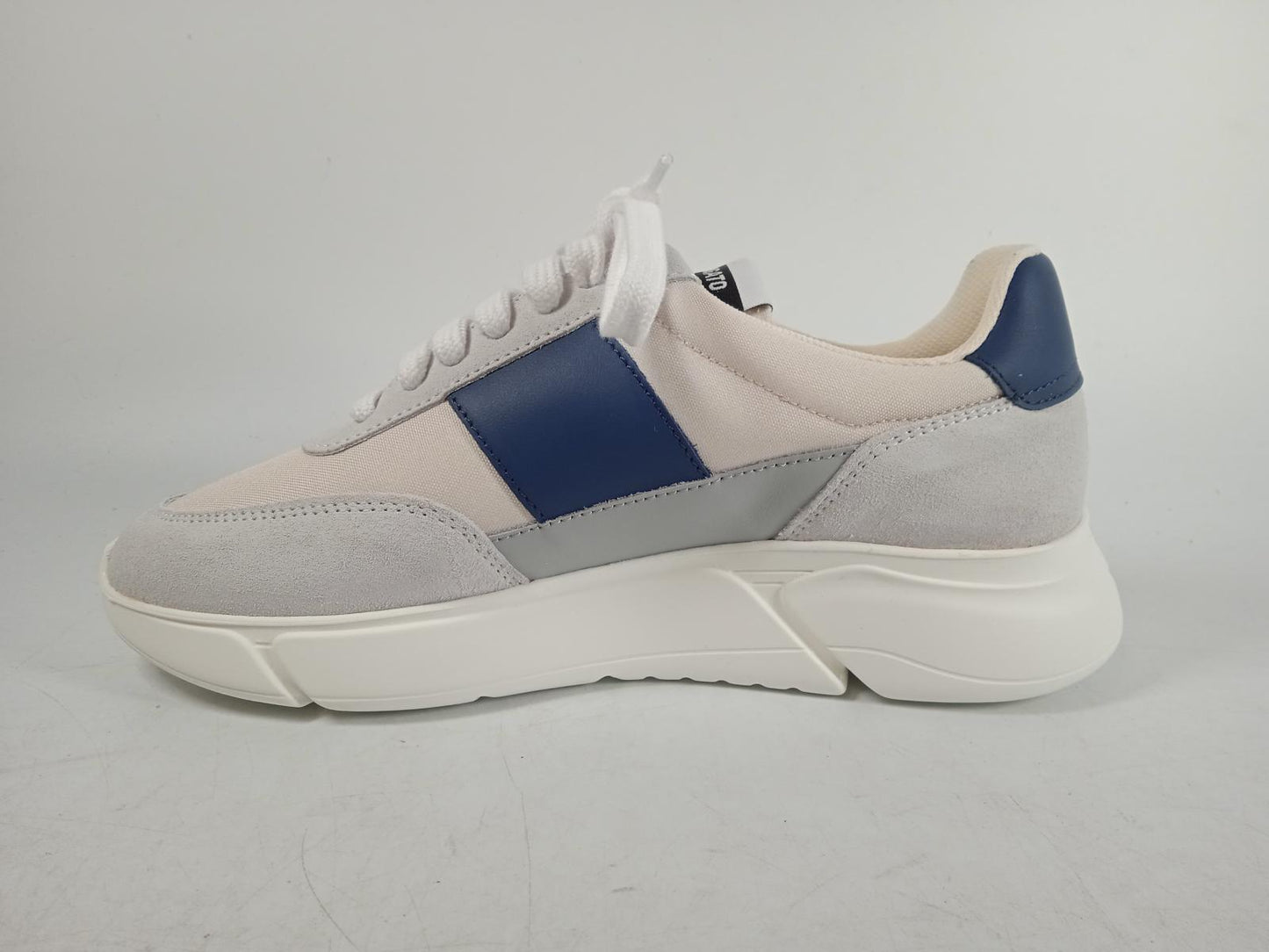 AXEL ARIGATO Ladies White & Blue Genesis Vintage Runner Trainers UK6 RRP175 NEW