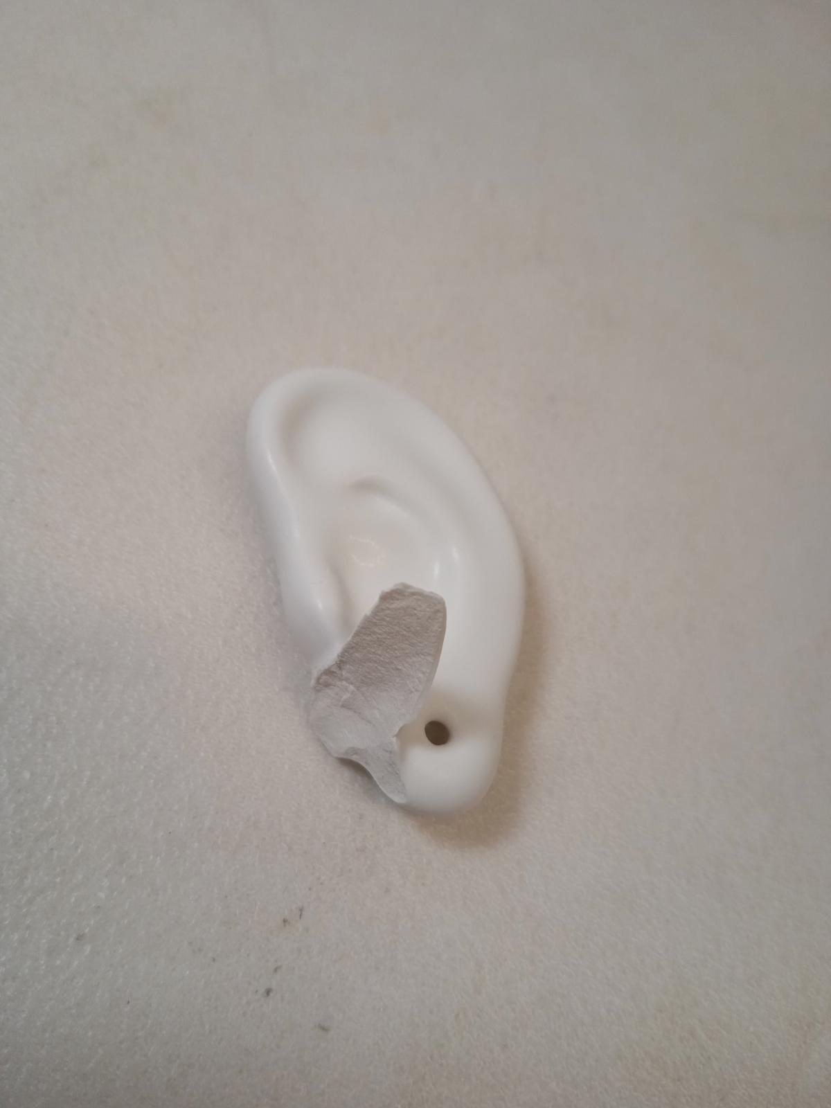 ANISSA KERMICHE White Noise Ear Bowl Earthenware Small 16 x 24 cm NEW RRP130
