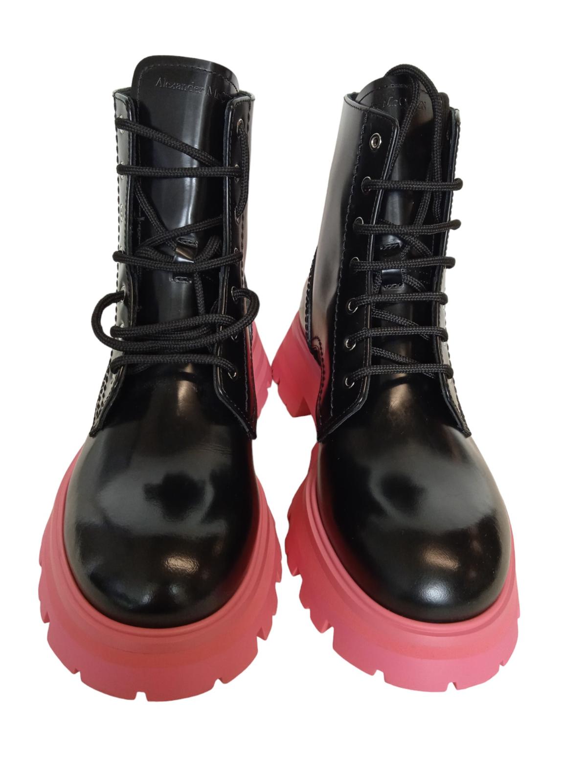 ALEXANDER MCQUEEN Wander Chelsea Boots Leather Black/Pink EU40 UK7 NEW RRP690