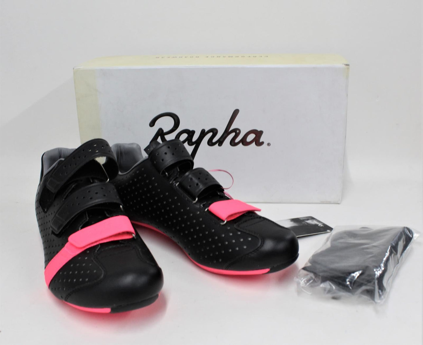 RAPHA Men's Black Pink Three Strap Climber Cycling Shoes UK12.5 EU48 BNIB