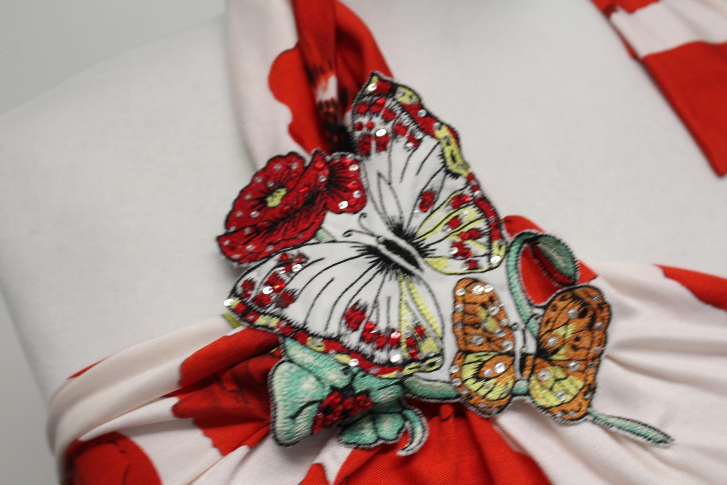VERSACE Ladies Red Silk Blend Ladybird Poppy Print Tie Neck Top IT44 UK12 NEW