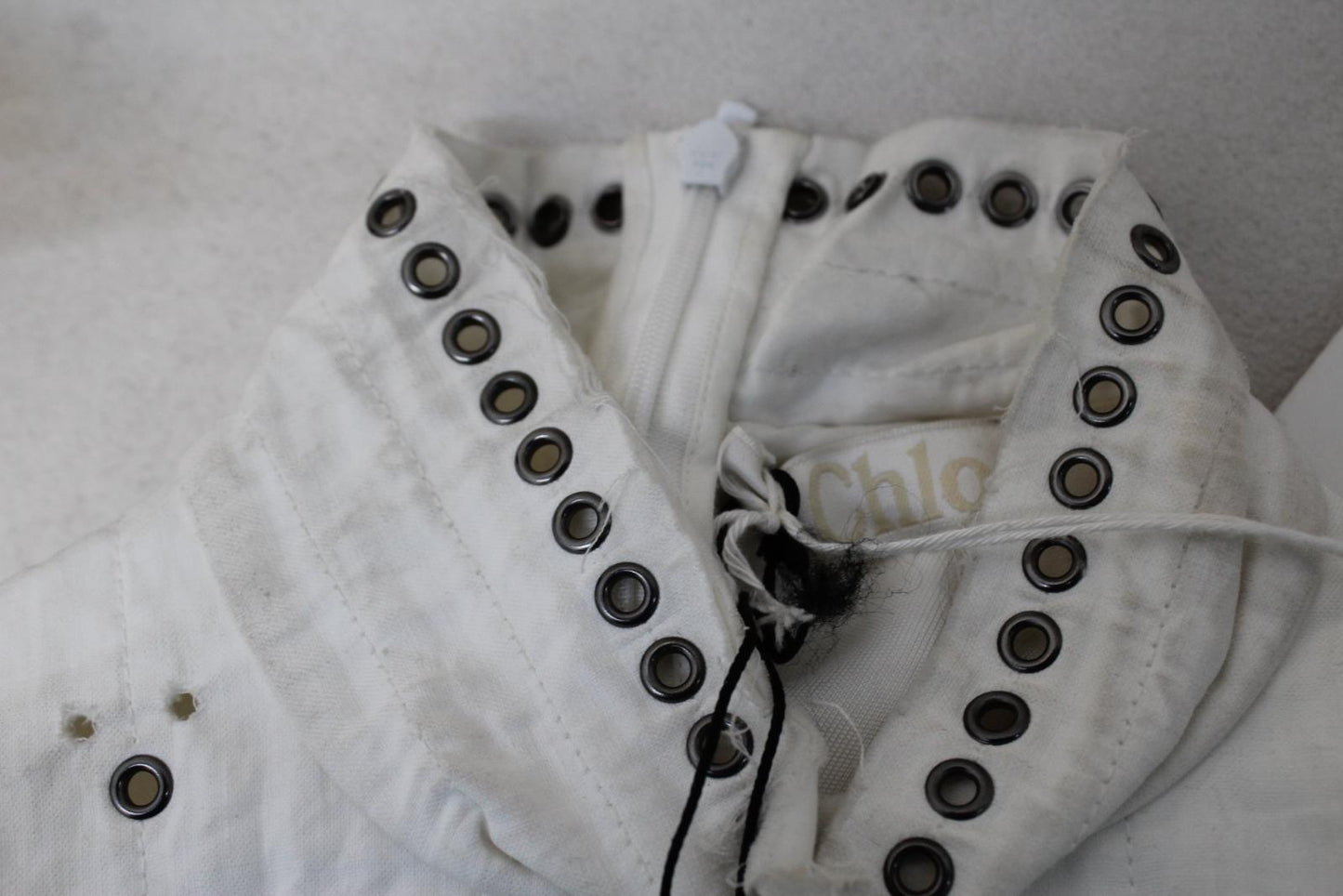 CHLOE Ladies Haut Iconic Milk White Metal Eyelet Blouse EU36 UK8 NEW RRP1200