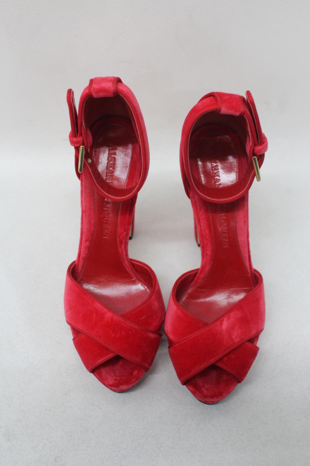 ALEXANDER MCQUEEN Ladies Red Velvet Ankle Strap Heeled Sandals EU40 UK7 NEW