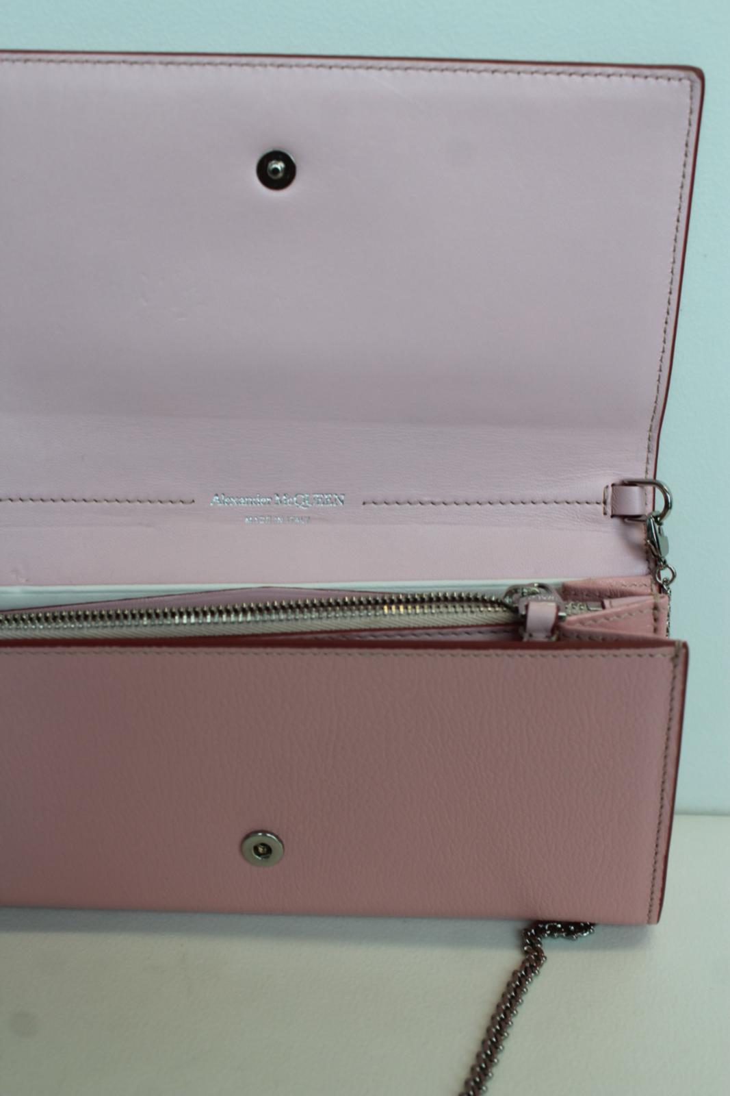 ALEXANDER MCQUEEN Ladies Pink Leather Skull Studded Chain Wallet Bag NEW