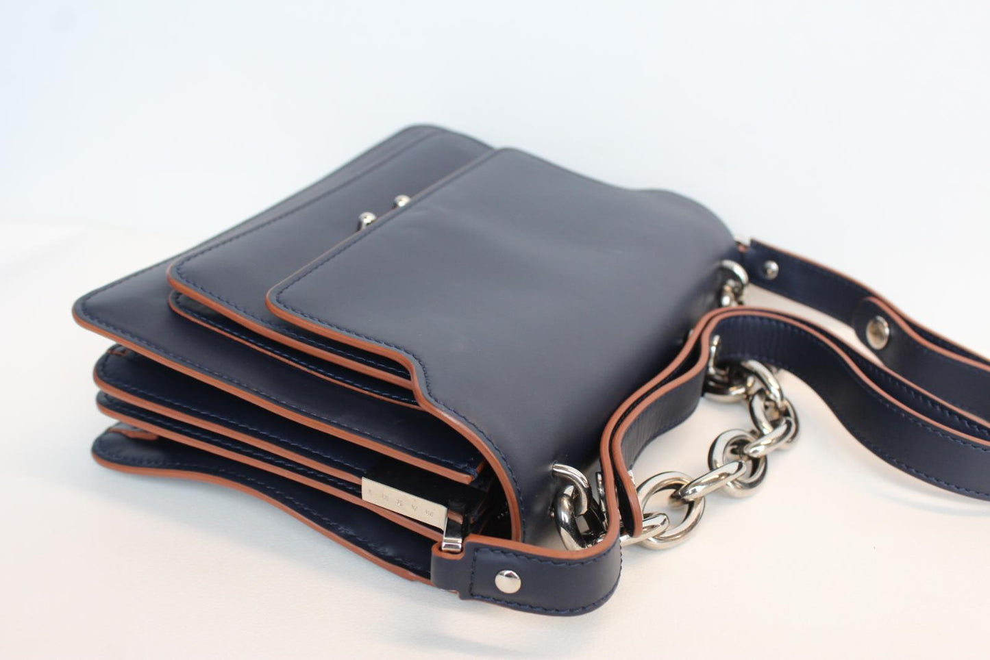 MARNI Ladies Navy Blue Leather Trunk Shoulder Bag One Size 23 x 16 x 6cm NEW