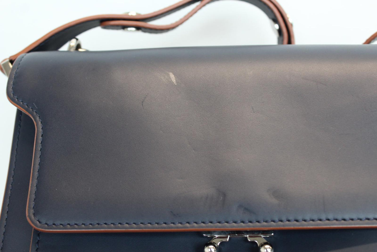 MARNI Ladies Navy Blue Leather Trunk Shoulder Bag One Size 23 x 16 x 6cm NEW