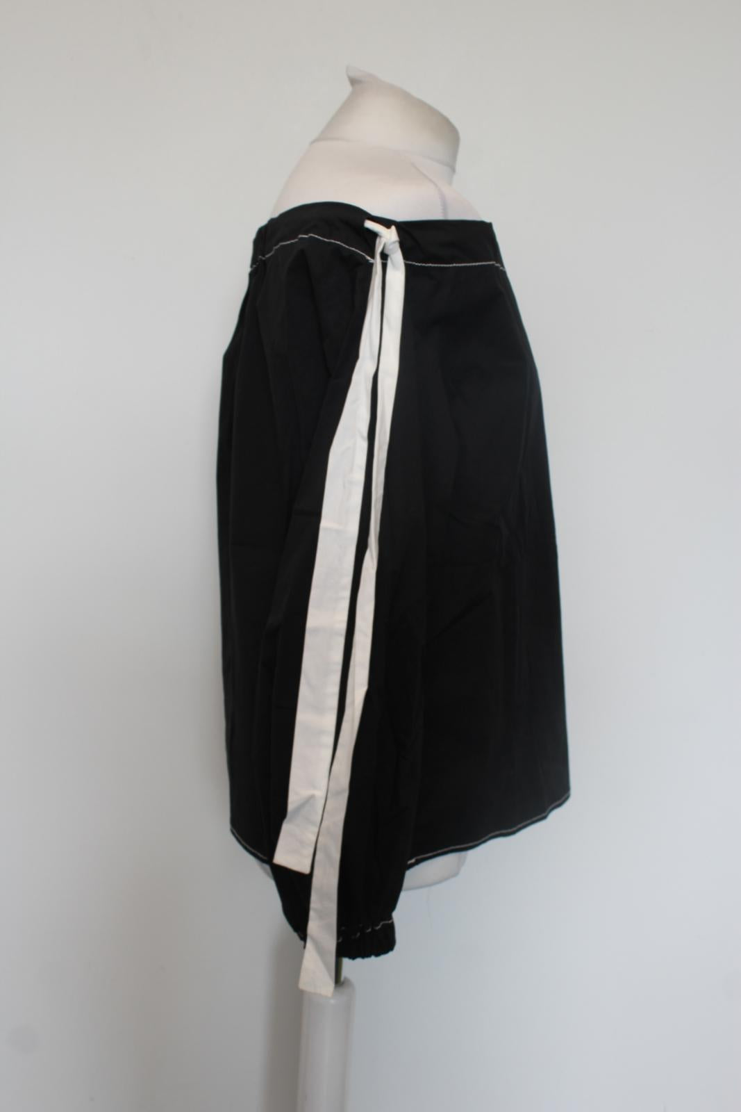 REJINA PYO Ladies Heidi Black White Off The Shoulder Tie Cotton Blend Top S NEW