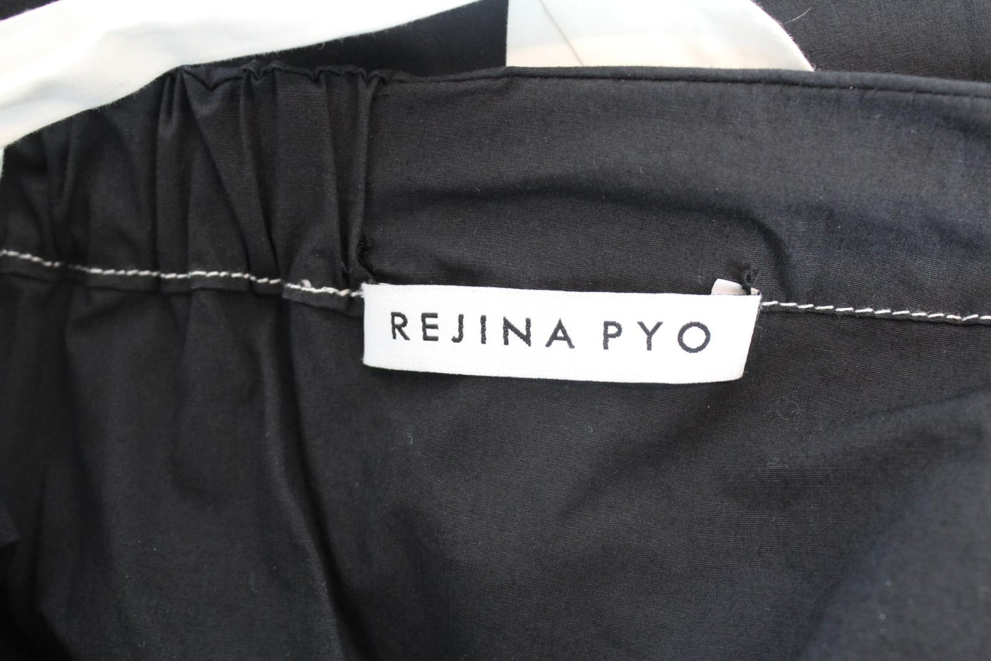 REJINA PYO Ladies Heidi Black White Off The Shoulder Tie Cotton Blend Top S NEW