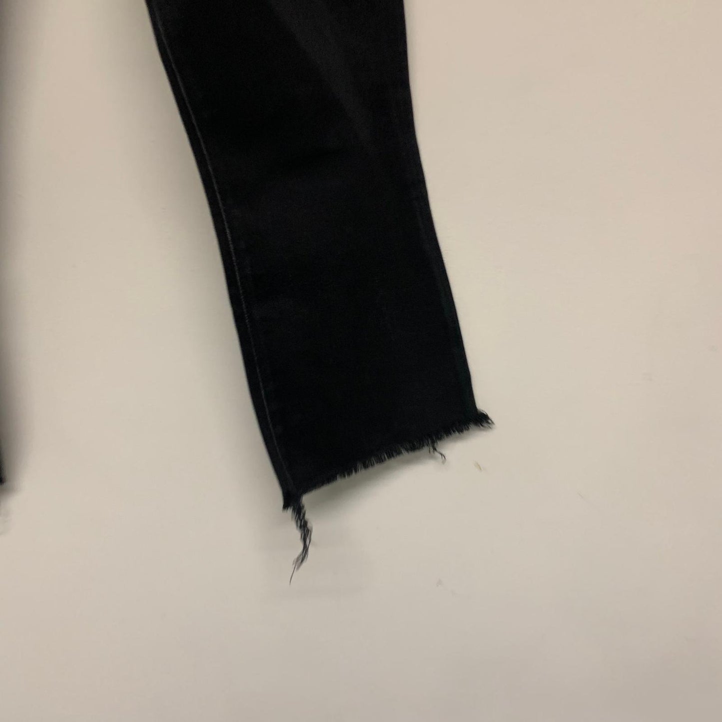 SAINT LAURENT Black Ladies Cropped Tapered Jeans Size UK W30 L25 NEW