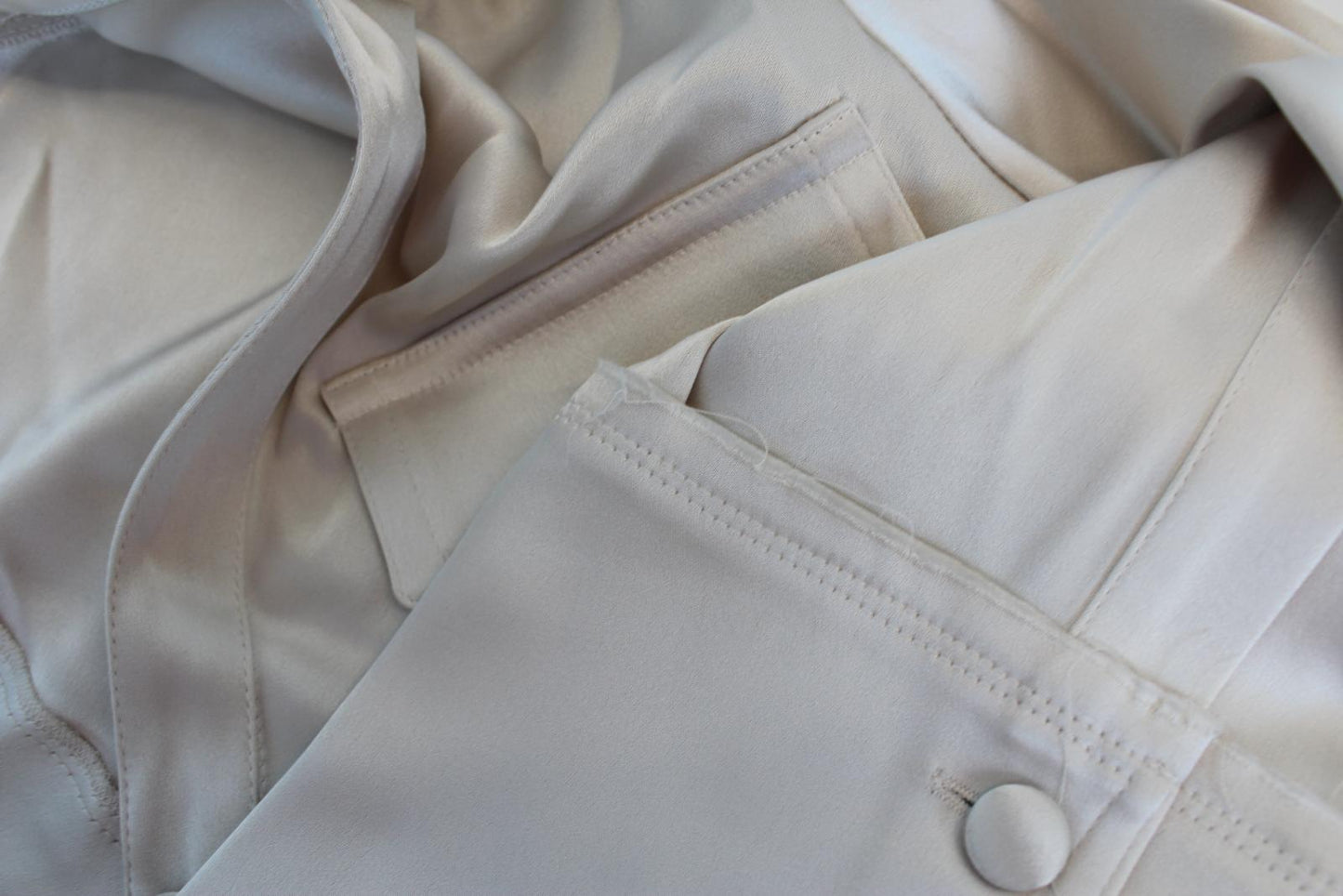 NANUSHKA Ladies Cream Beige Long Sleeve Raw Edge Ruched Waist Shirt XS NEW