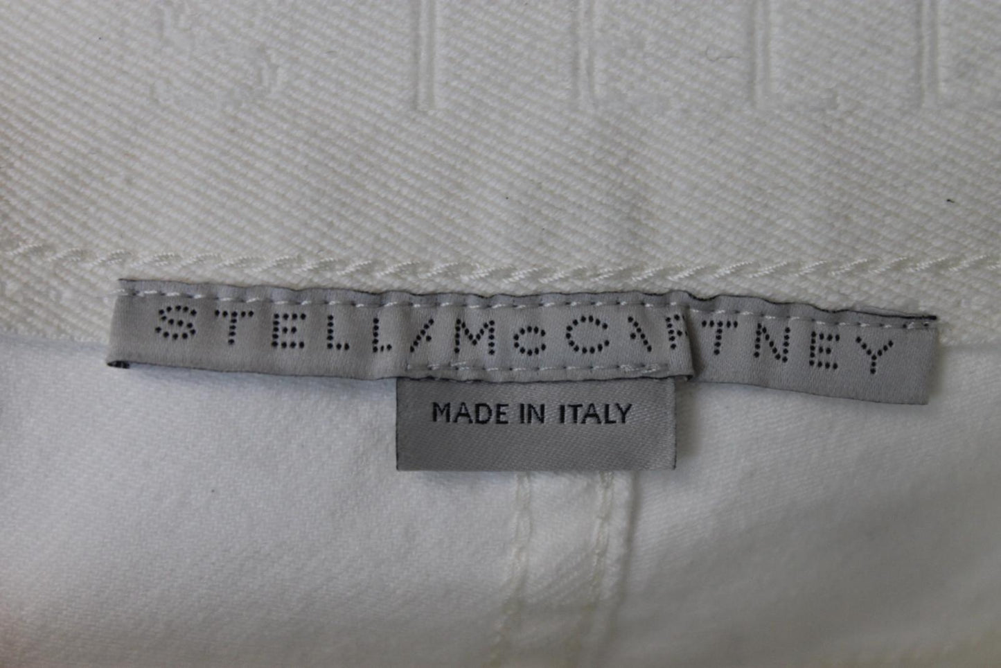 STELLA MCCARTNEY Ladies White Cotton Denim Straight Cut-Off Jeans Size 27 NEW