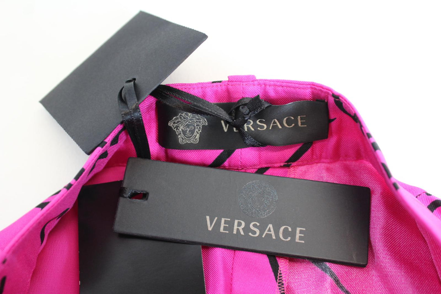 VERSACE Ladies Pink Black Silk Zip Fly All Over Logo Print Shorts IT38 UK6 NEW