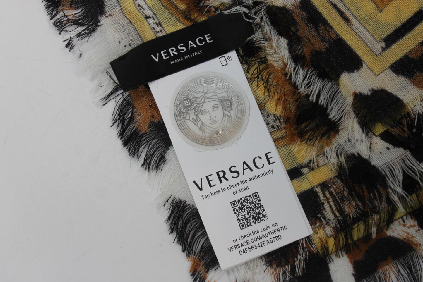 VERSACE Ladies Multicoloured Wool/Cashmere/Silk Square Scarf 90x90 O/S NEW