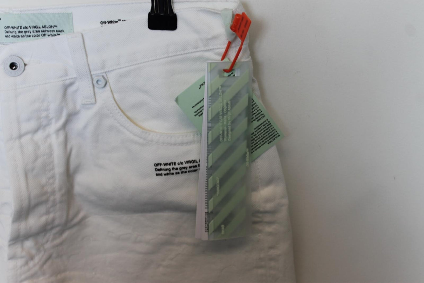 OFF-WHITE Ladies White Cotton Denim Cut-Off Shorts Size 27 NEW