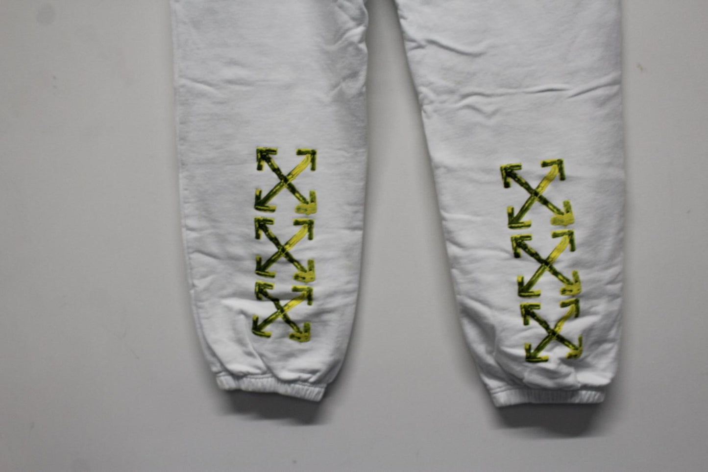 OFF-WHITE Men's White Yellow Acrylic Arrows Cotton Sweat Pants 2XL W36 L34 NEW