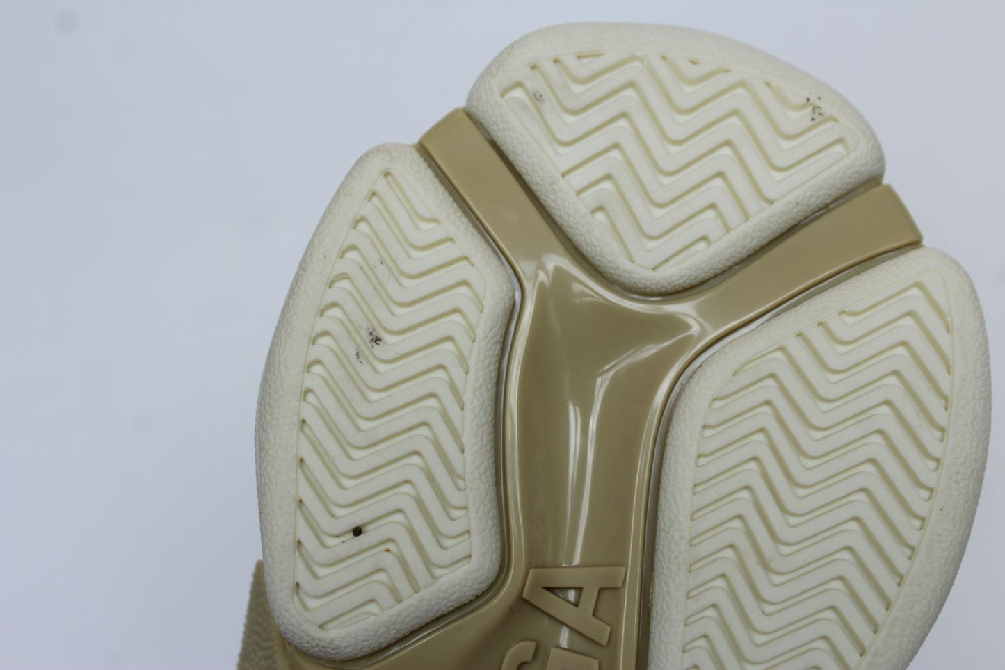 BALENCIAGA Ladies Triple S White Honey Comb Net/Faux Leather Trainers UK3 NEW