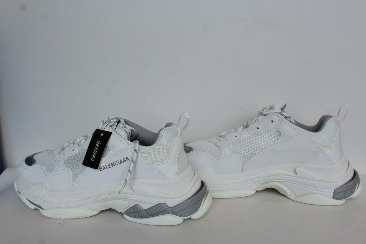 BALENCIAGA Men's Triple S White Metal Grey Mesh & Faux Leather Trainers UK11 NEW