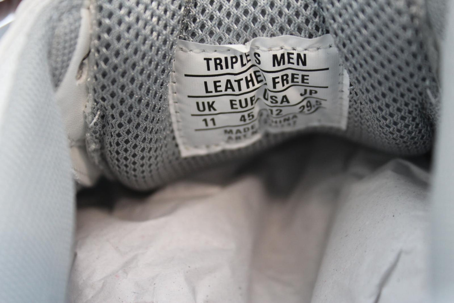 BALENCIAGA Men's Triple S White Metal Grey Mesh & Faux Leather Trainers UK11 NEW