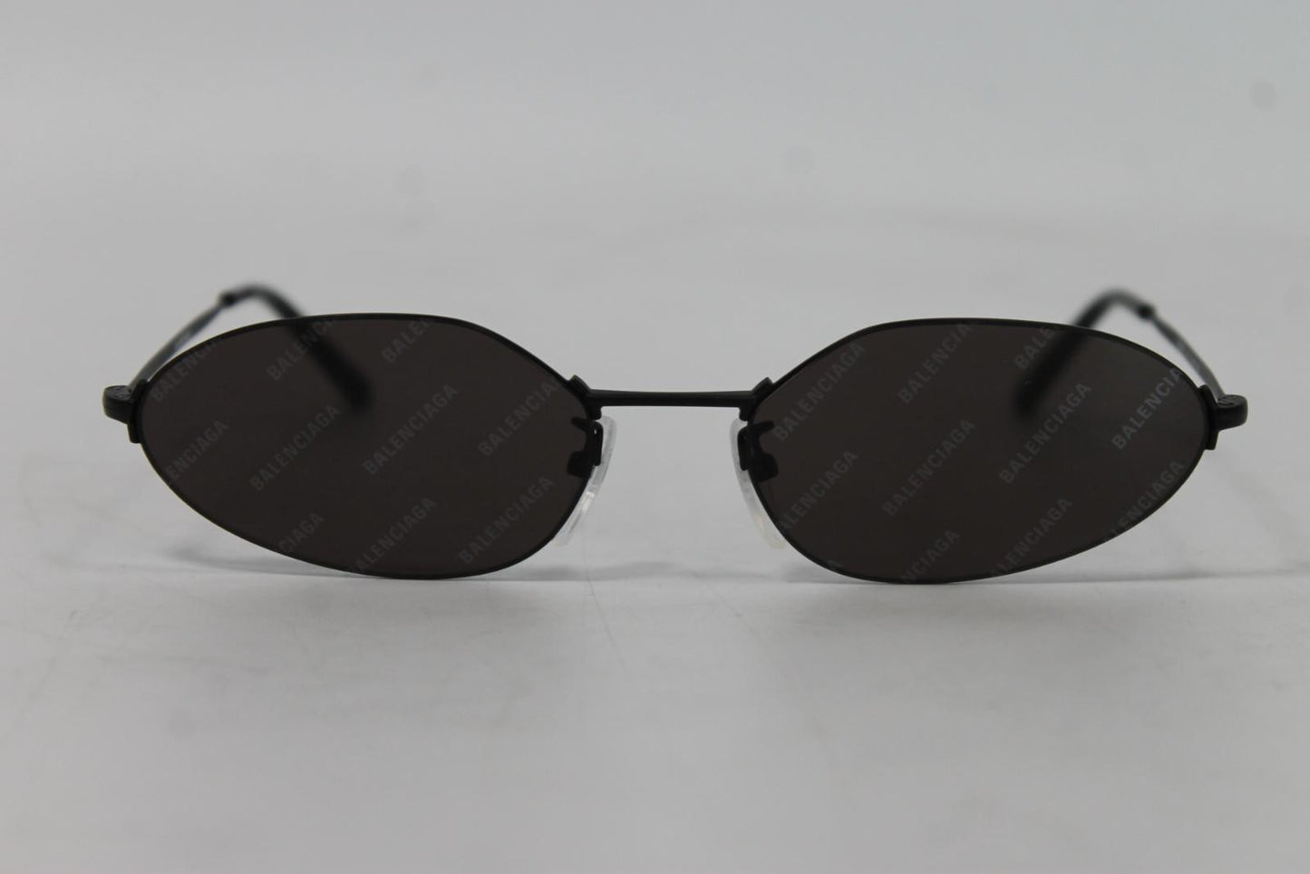 BALENCIAGA Mens Black Invisible Cat Eye Sunglasses 58-19-140 NEW