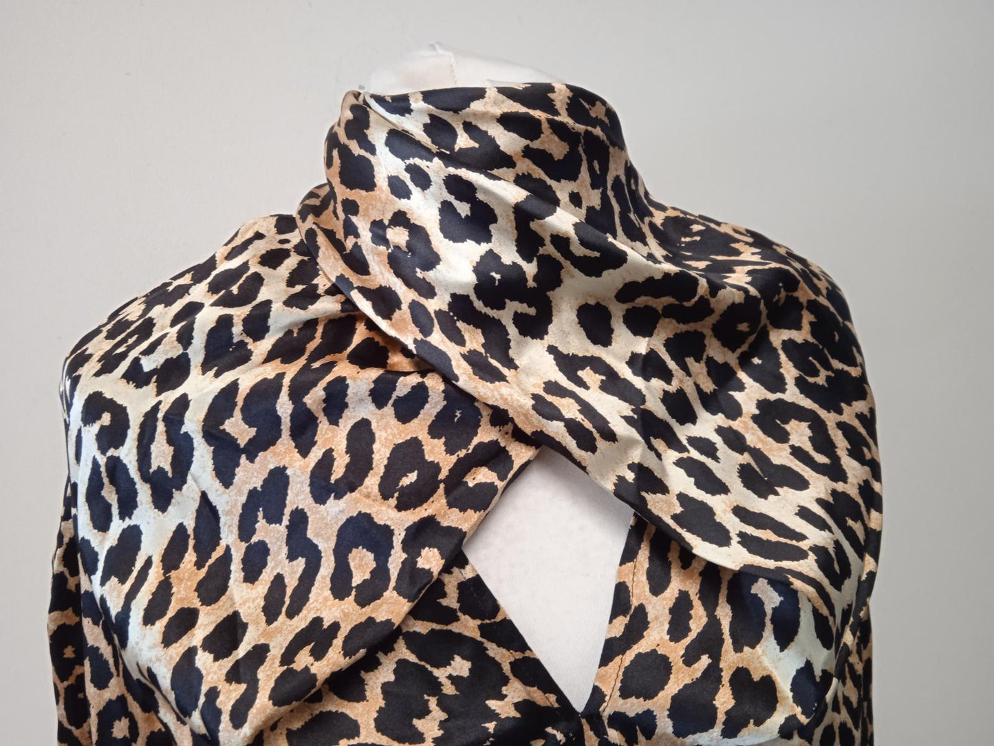 GANNI Ladies Black & Brown Silk Tie Neck Leopard Print Blouse Size EU36 UK8 NEW