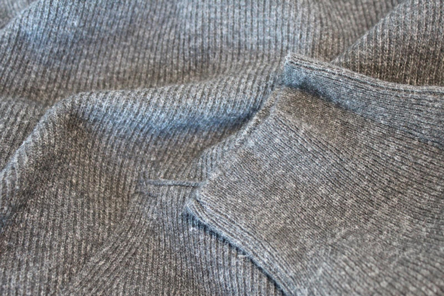 NANUSHKA Ladies Mog Charcoal Grey Wool Cashmere Blend Ribbed Hoodie L NEW