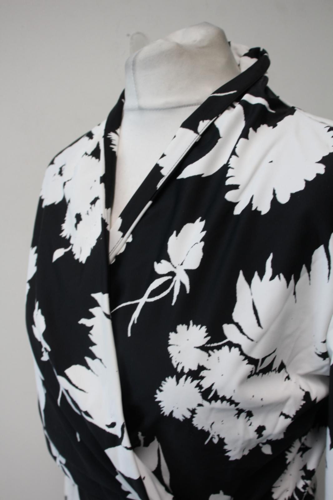 GANNI Ladies Black & White Floral Print Alameda Wrap Top Size 36 UK8 NEW