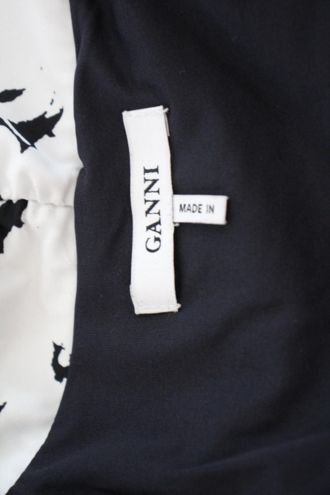 GANNI Ladies Black & White Floral Print Alameda Wrap Top Size 36 UK8 NEW