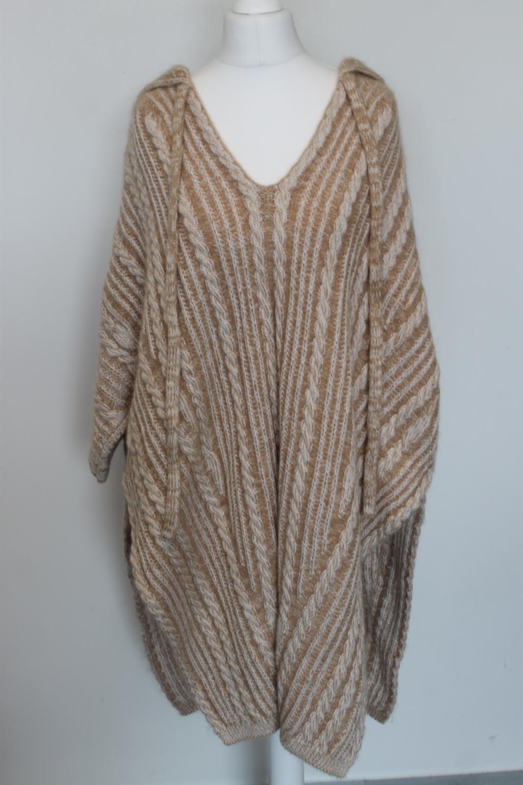 CHLOE Ladies Sandy Beige Striped Knit Poncho Hoodie Size S BNWT