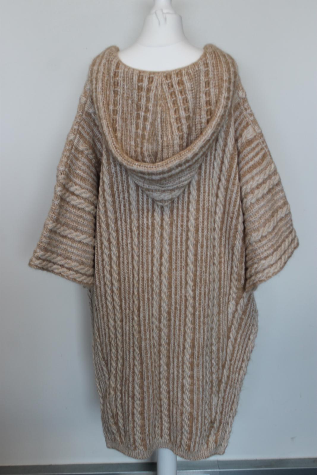 CHLOE Ladies Sandy Beige Striped Knit Poncho Hoodie Size S BNWT