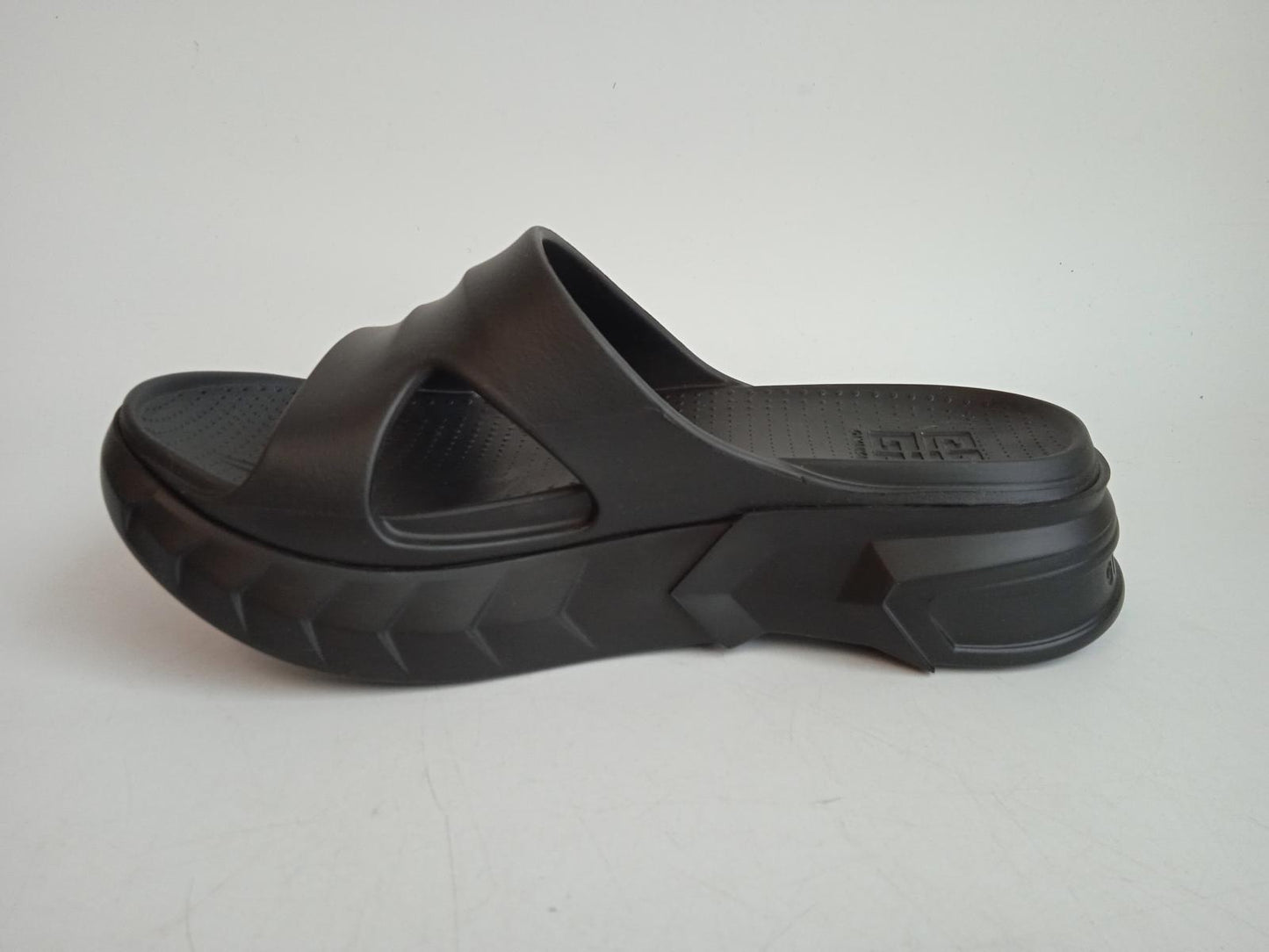 GIVENCHY Ladies Black Open-Toe Slip-On Marshmallow Sandals Size IT35 UK2 NEW