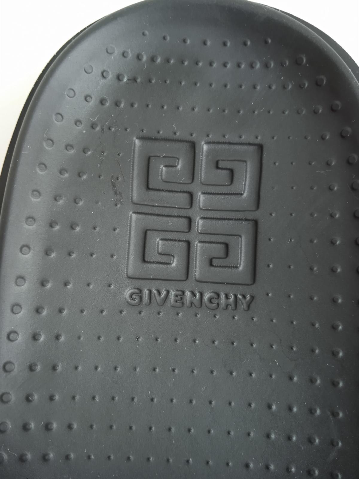 GIVENCHY Ladies Black Open-Toe Slip-On Marshmallow Sandals Size IT35 UK2 NEW