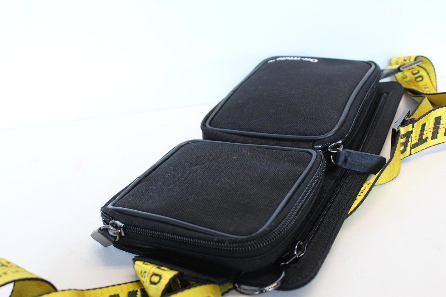 OFF-WHITE Men's Black Yellow Cordura Logo Print Crossbody Hip Belt Bag OS NEW