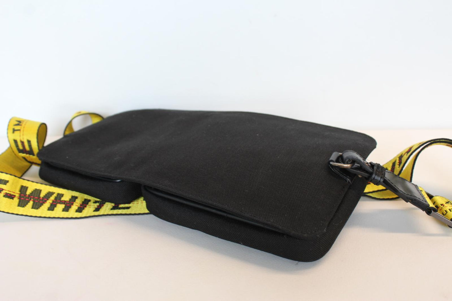 OFF-WHITE Men's Black Yellow Cordura Logo Print Crossbody Hip Belt Bag OS NEW
