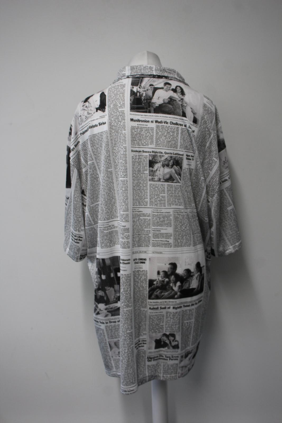 BALENCIAGA Men's Black & White Newspaper Print Oversized Shirt Size EU39/M NEW